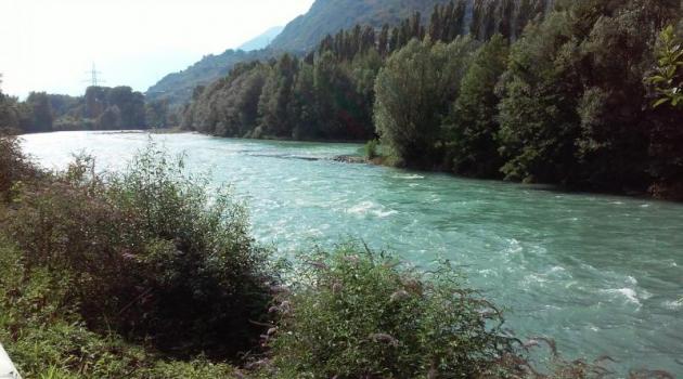 L'Adda non sembra proprio in crisi come mostra la foto scattata sabato scorso (22 luglio)