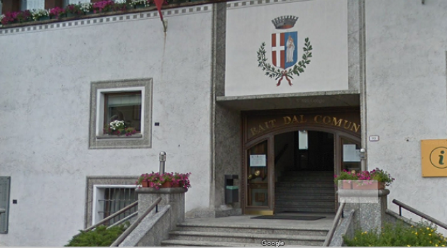"Bait dal Comun", cioè il Municipio, del Comune più popoloso fra quelli al voto, Livigno