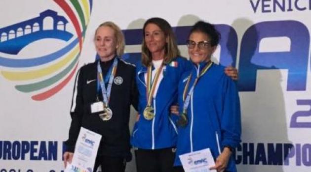 A destra Cinzia Zugnoni