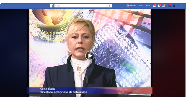 Katia Sala mentre annuncia la fine