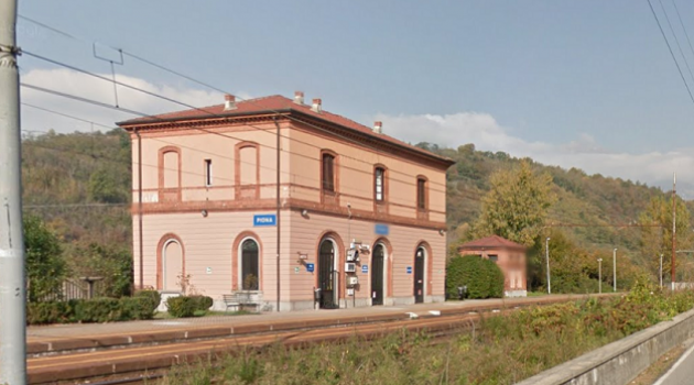 La stazione del flop del treno (Piona)