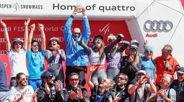 Esulta la Nazionale femminile per la vittoria della Coppa per Nazioni: la prima volta in 50 anni!