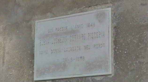 La targa in Calle del carbon a Venezia. Sindaco: provveda!