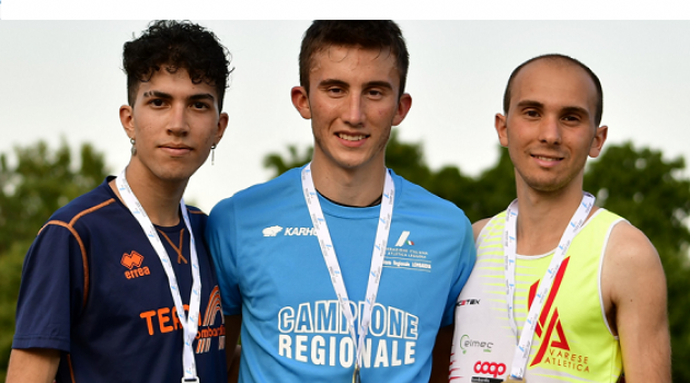 Il podio con Zugnoni al centro - Foto di Davide Vaninetti