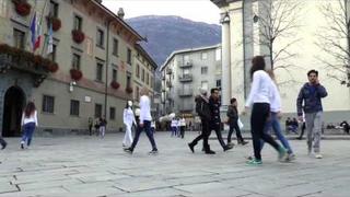 Flashmob "Say NO TO VIOLENCE against women" (Sondrio, Italy)
